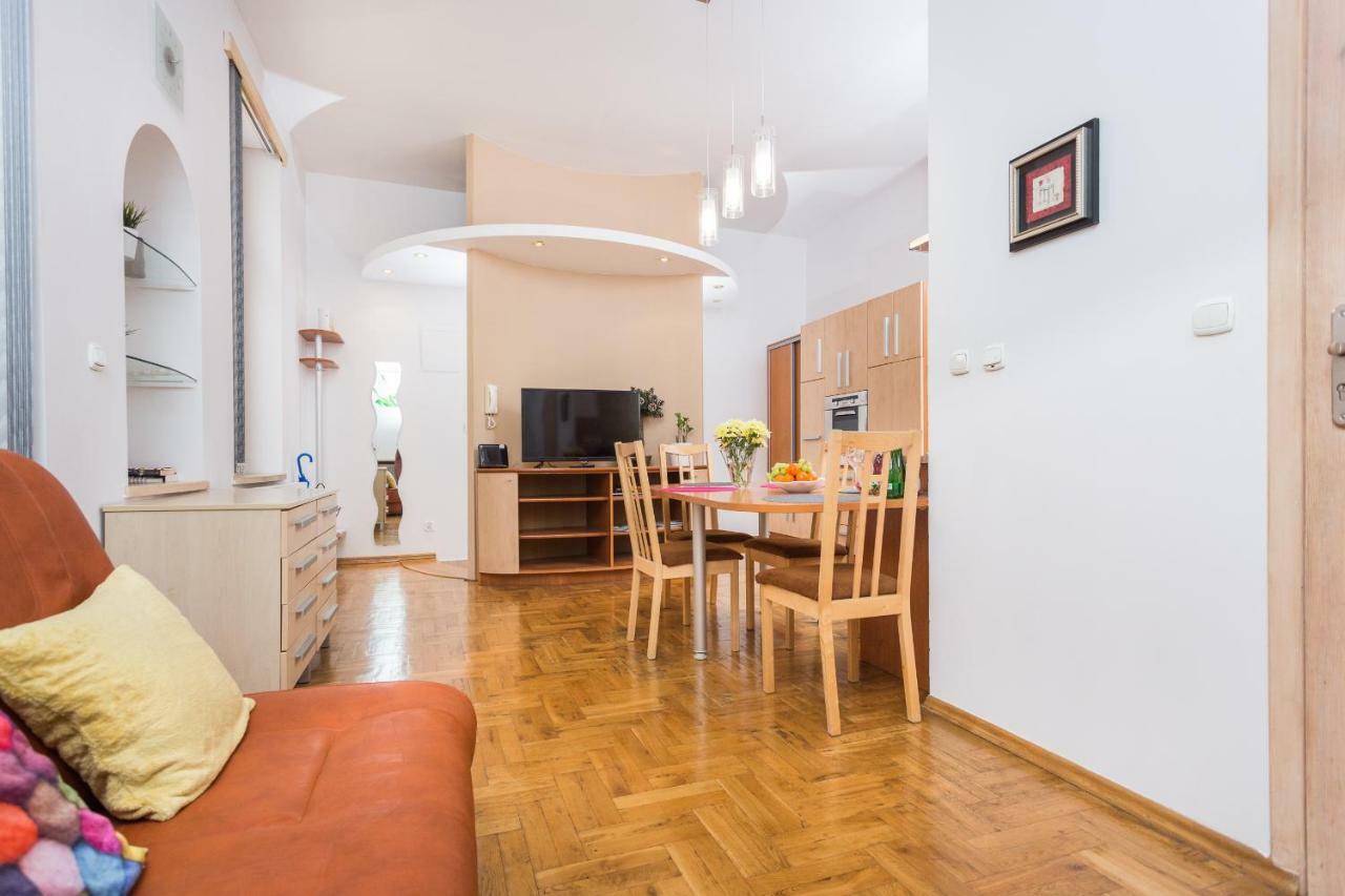 Apartament Avanti كراكوفيا المظهر الخارجي الصورة